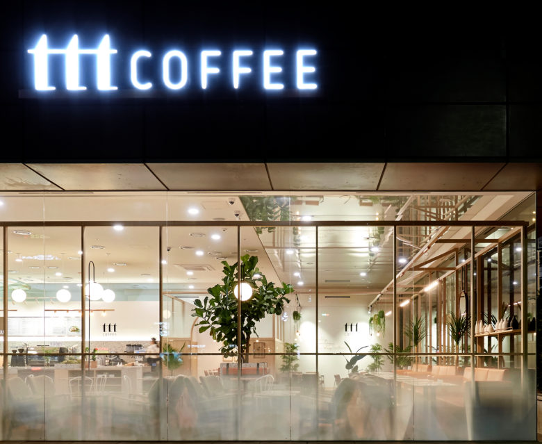 咖啡厅，咖啡厅设计，明亮简洁风格咖啡厅设计，韩国ttt咖啡厅，水磨石