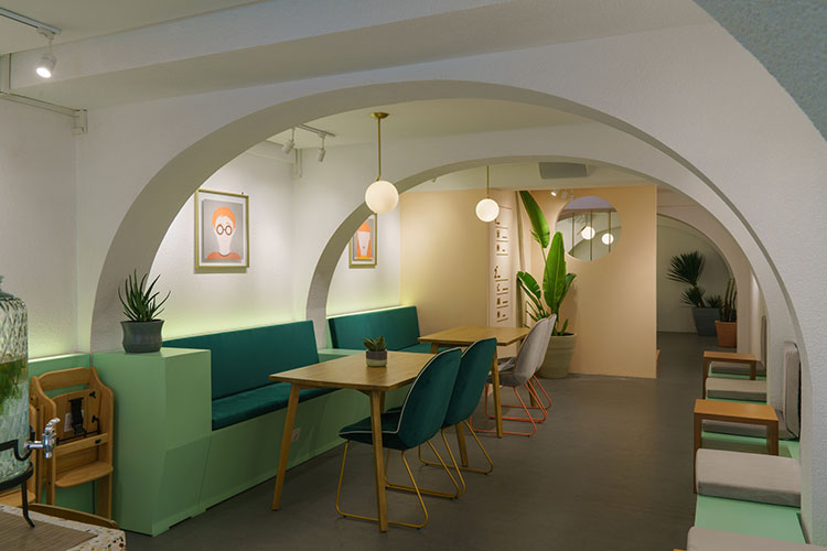 餐饮空间，咖啡厅，雅加达，小清新风，国外咖啡厅