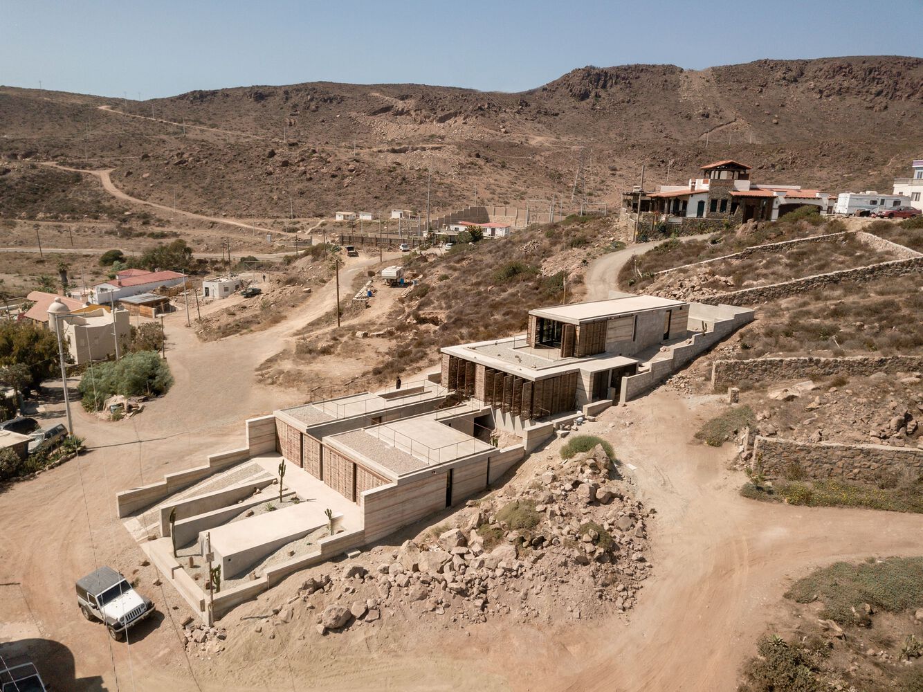 住宅建筑设计,住宅设计案例,Arquitectura nativa,景观住宅,墨西哥,国外住宅设计案例,310㎡,夯土墙