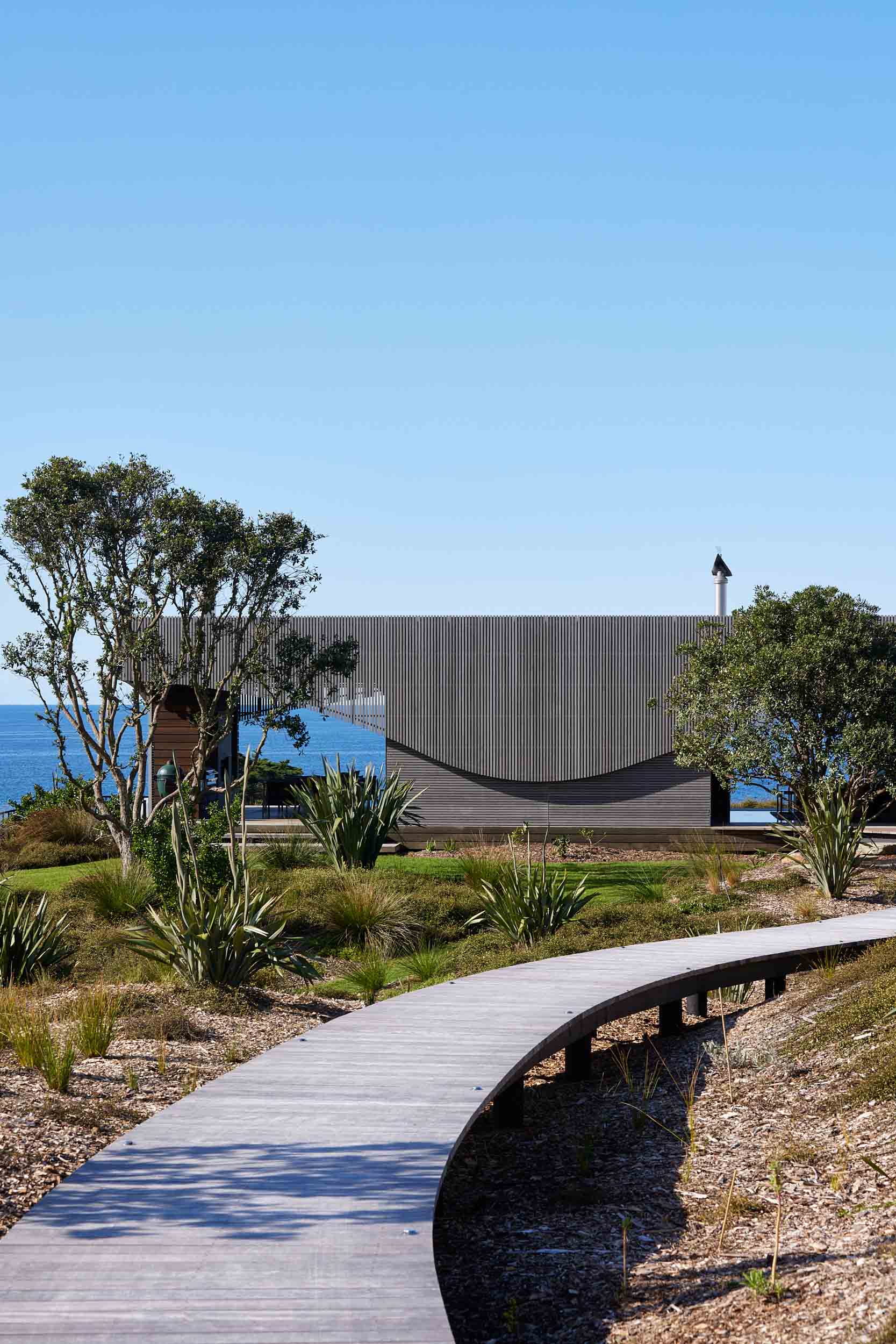 度假屋设计,住宅设计案例,Herbst Architects,新西兰,国外住宅设计案例,海景度假屋,住宅设计,原木色