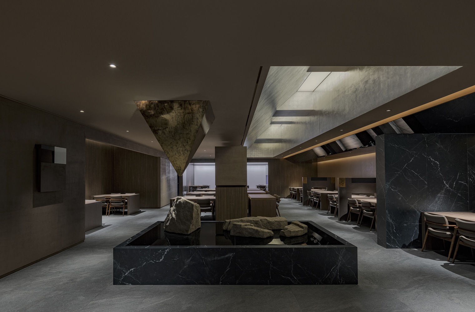 餐厅设计,酒吧设计,餐吧设计,餐厅设计案例,首尔,Design Studio Minwoo*,韩国,Seiromushi Restaurant