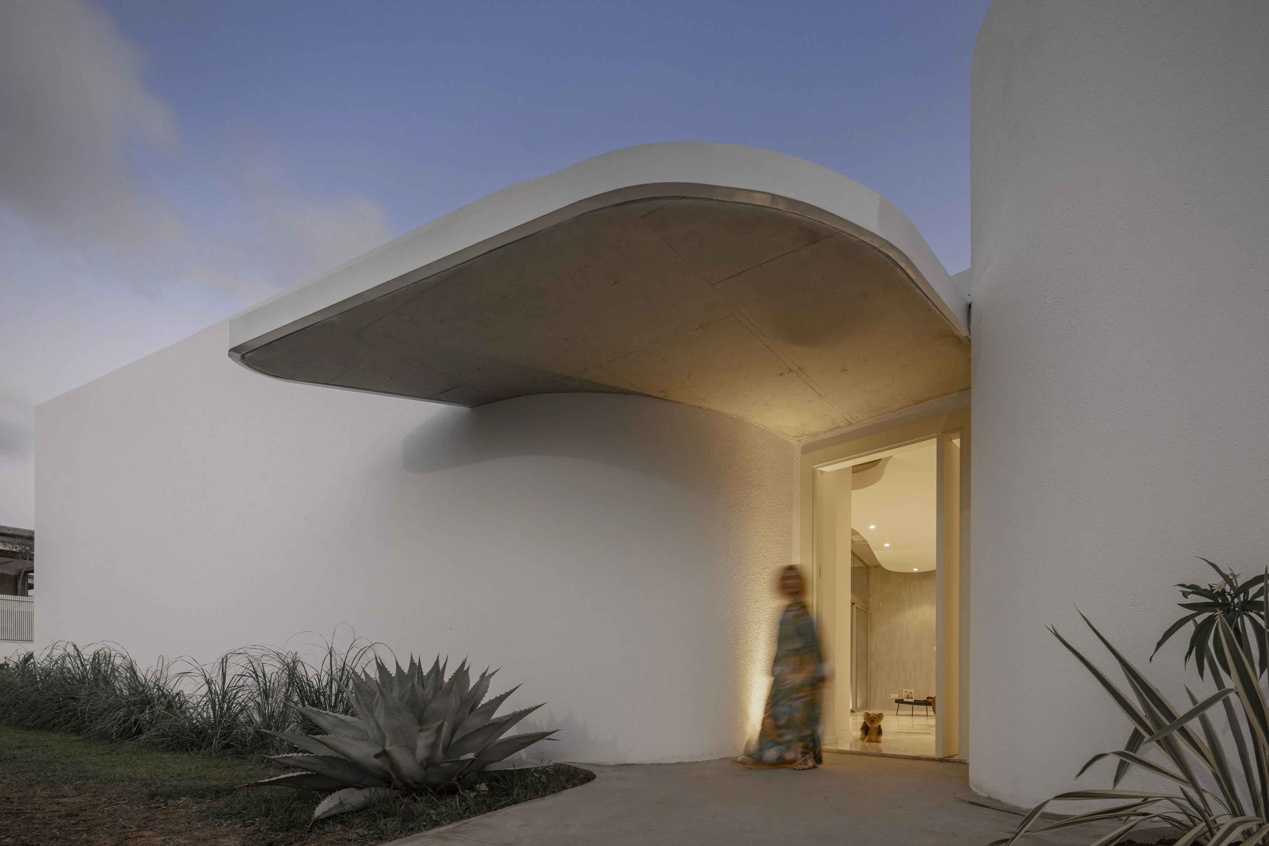 别墅设计,别墅设计案例,Siana Architecte,摩洛哥,国外别墅设计案例,别墅装修,1000㎡,混凝土,曲线美学