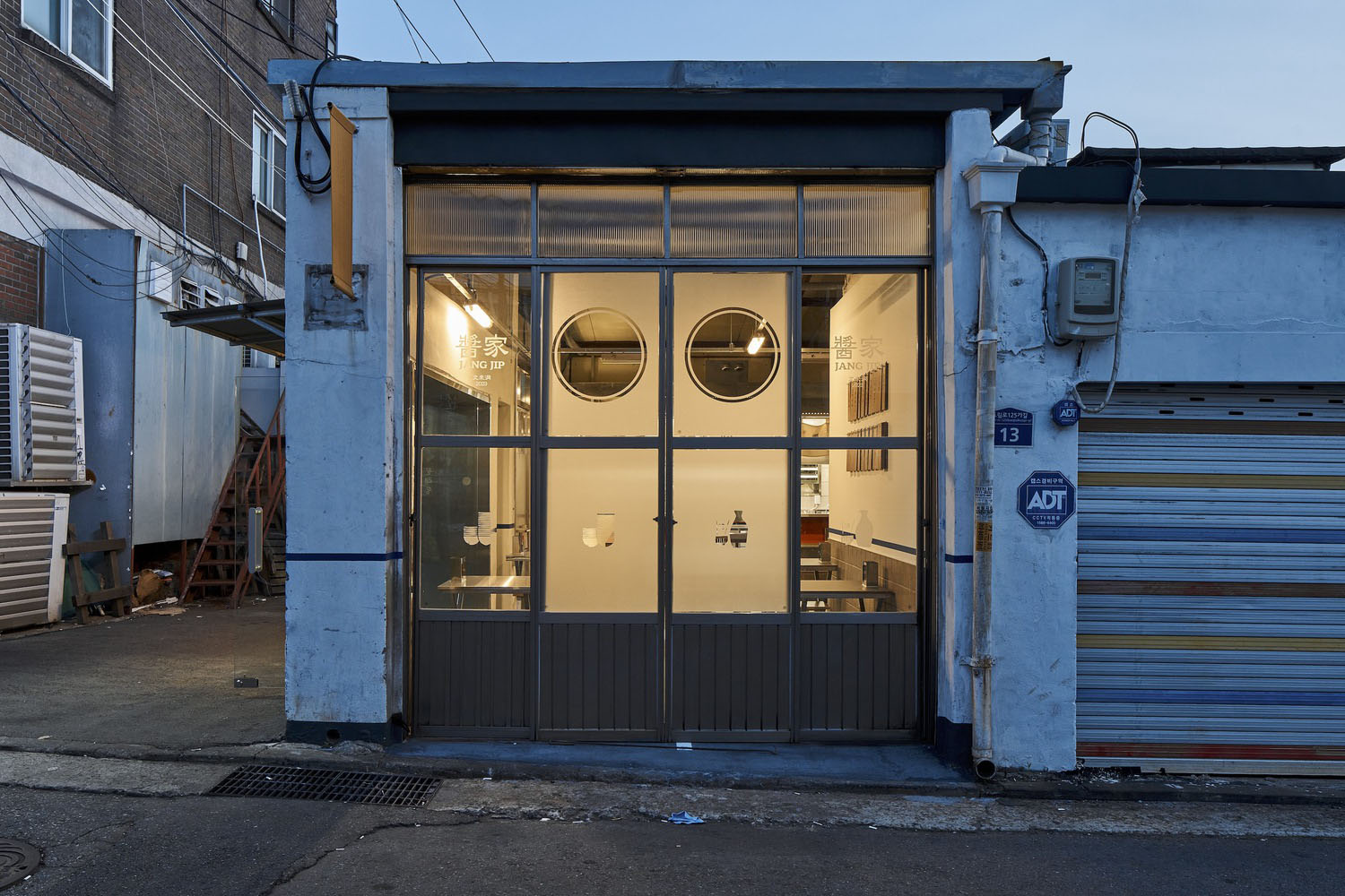 omo-studio,韩国,餐厅设计方案,餐厅装修,街边店设计,酒吧餐厅设计,酱家酒吧餐厅,55㎡