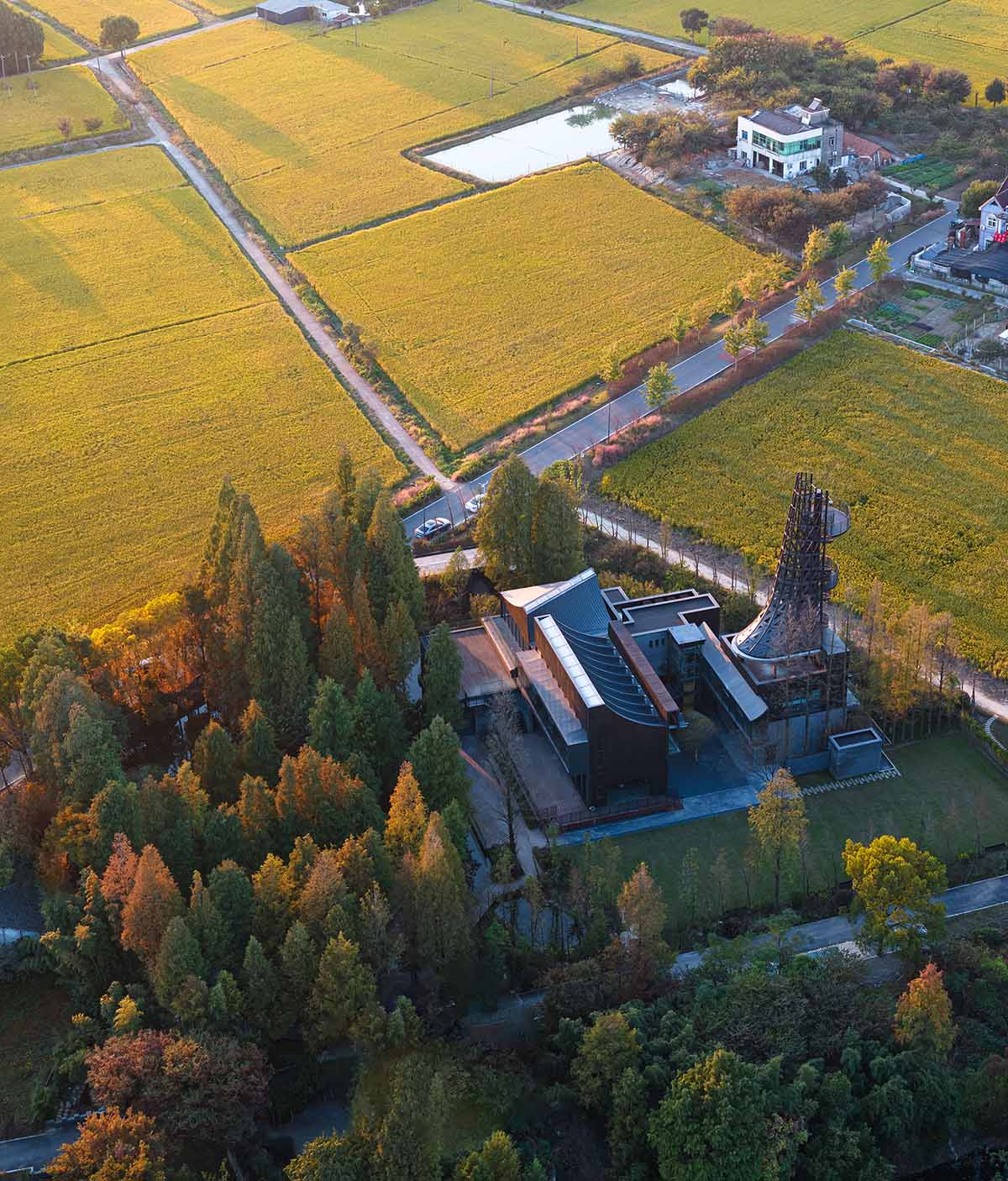 餐厅设计,共享餐厅设计,餐厅改造,乡村旅游餐厅设计,公共空间设计,乡村公共空间设计,乡村建筑设计,餐厅设计案例,浙江桐乡濮院红旗漾杉林部落共享餐厅,浙江桐乡,严旸建筑设计