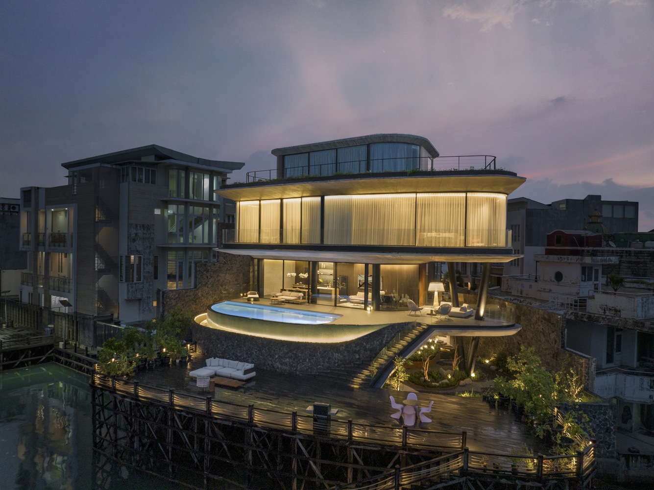 K-Thengono Design Studio,印度尼西亚,550㎡,雅加达,海滨别墅,别墅设计案例,泳池别墅,曲线,别墅设计方案