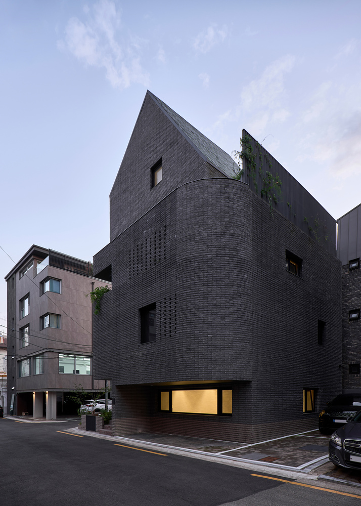 a round architects,家庭办公室,设计工作室,家装设计,办公室设计案例,soho,韩国,居家办公,首尔