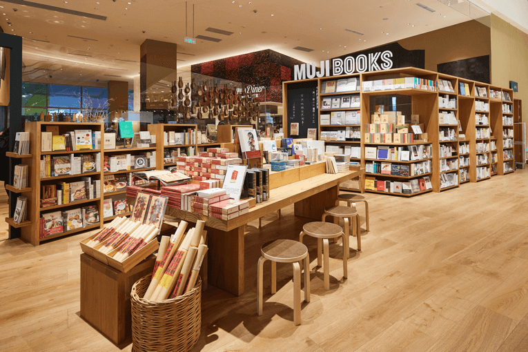 商业空间，无印良品店铺设计，深圳MUJI店铺设计，Muji store，MUJI酒店