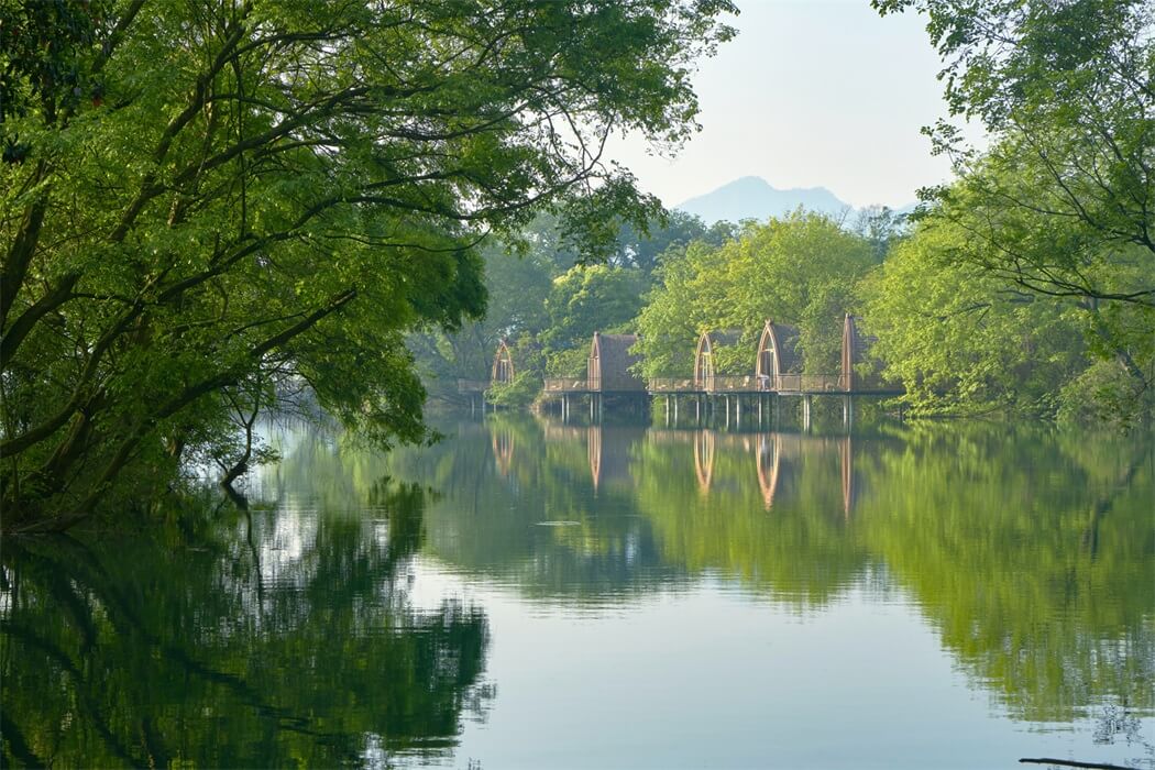 酒店设计，度假村设计，度假酒店设计，杭州富春江船屋，精品民宿设计，设计酒店，中国美术学院风景建筑设计研究总院