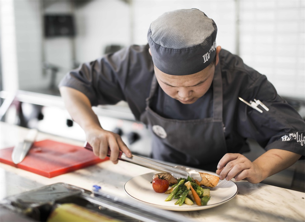 餐饮空间，时尚餐厅，国内餐厅设计，重庆，Open Life，金枫设计，项目投稿