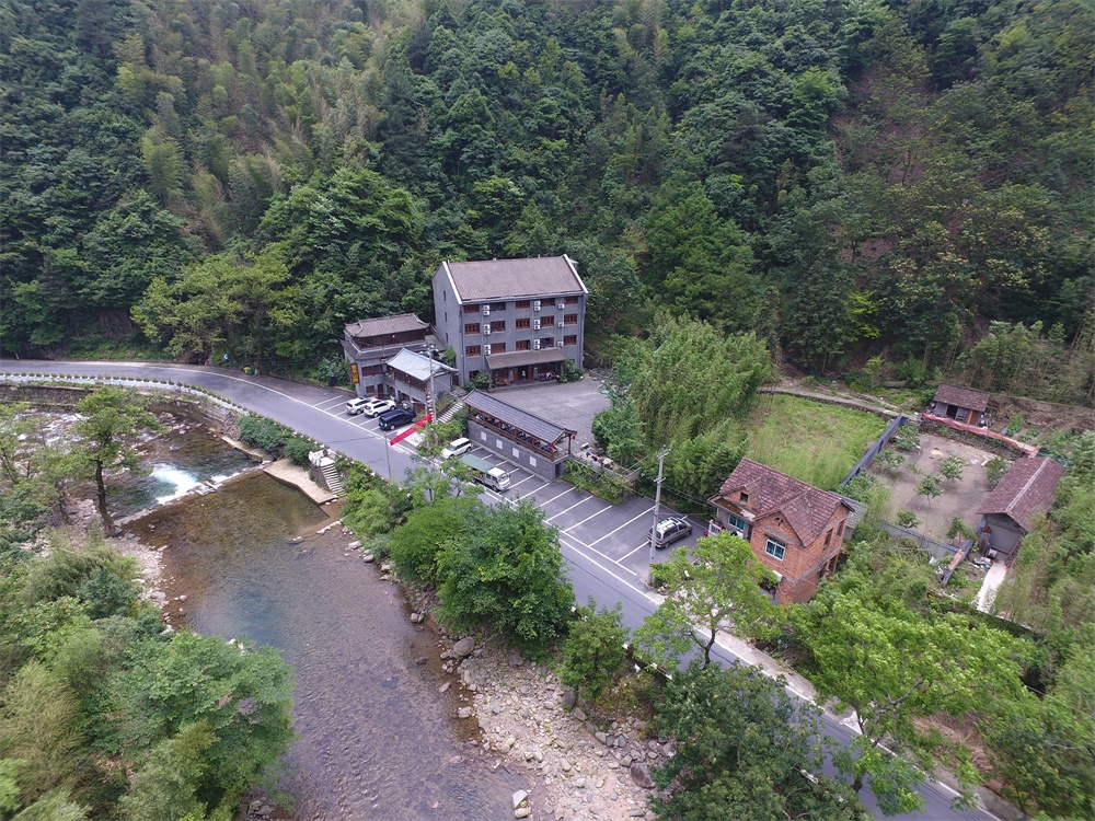 设计酒店，建筑改造，民宿翻新，鱼乐山房，久舍营造，项目投稿