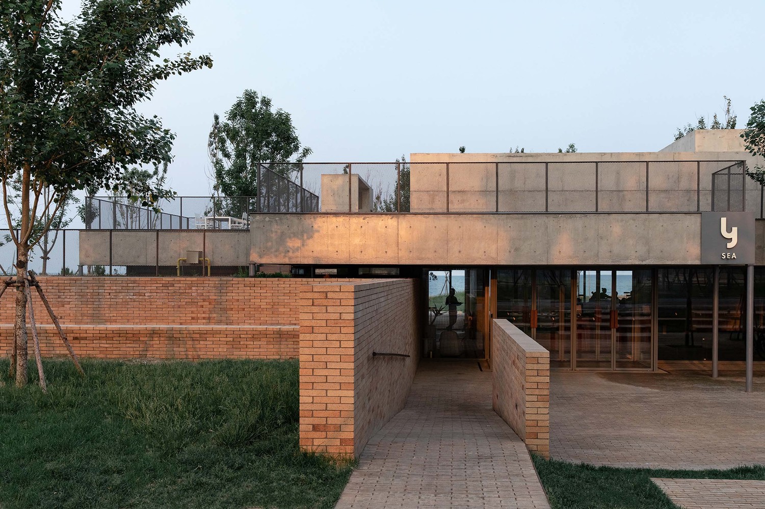 餐饮空间，餐饮建筑，直向建筑，海边餐厅，北戴河