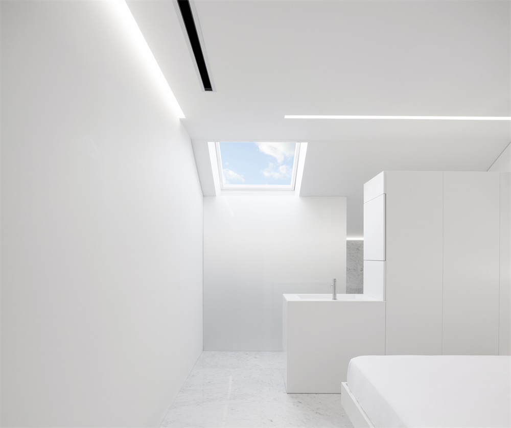 住宅空间，西班牙，Fran Silvestre Arquitectos，改造设计，penthouse住宅，极简主义