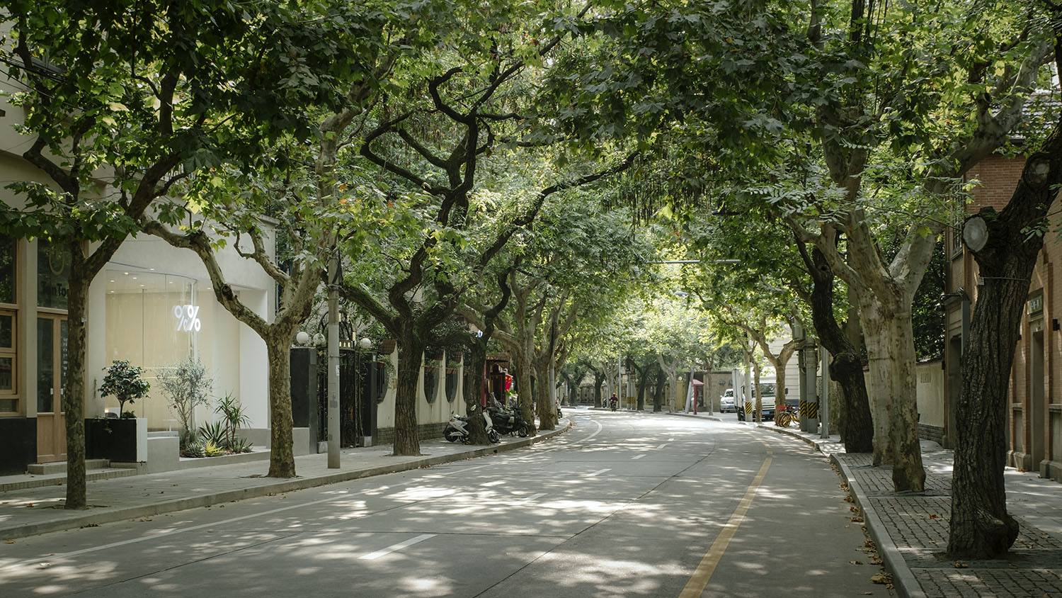 餐饮空间，咖啡厅设计，青山周平，B.L.U.E.建筑设计事务所，上海