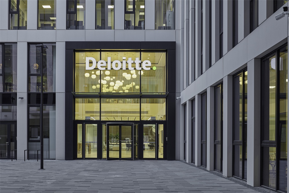 办公空间，Deloitte，德勤会计师事务所，布拉格，办公室设计，现代风格办公室