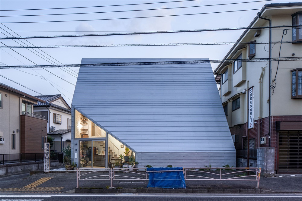 住宅空间，日本独立住宅设计，住宅兼工作室，神奈川，日本住宅设计，DOG