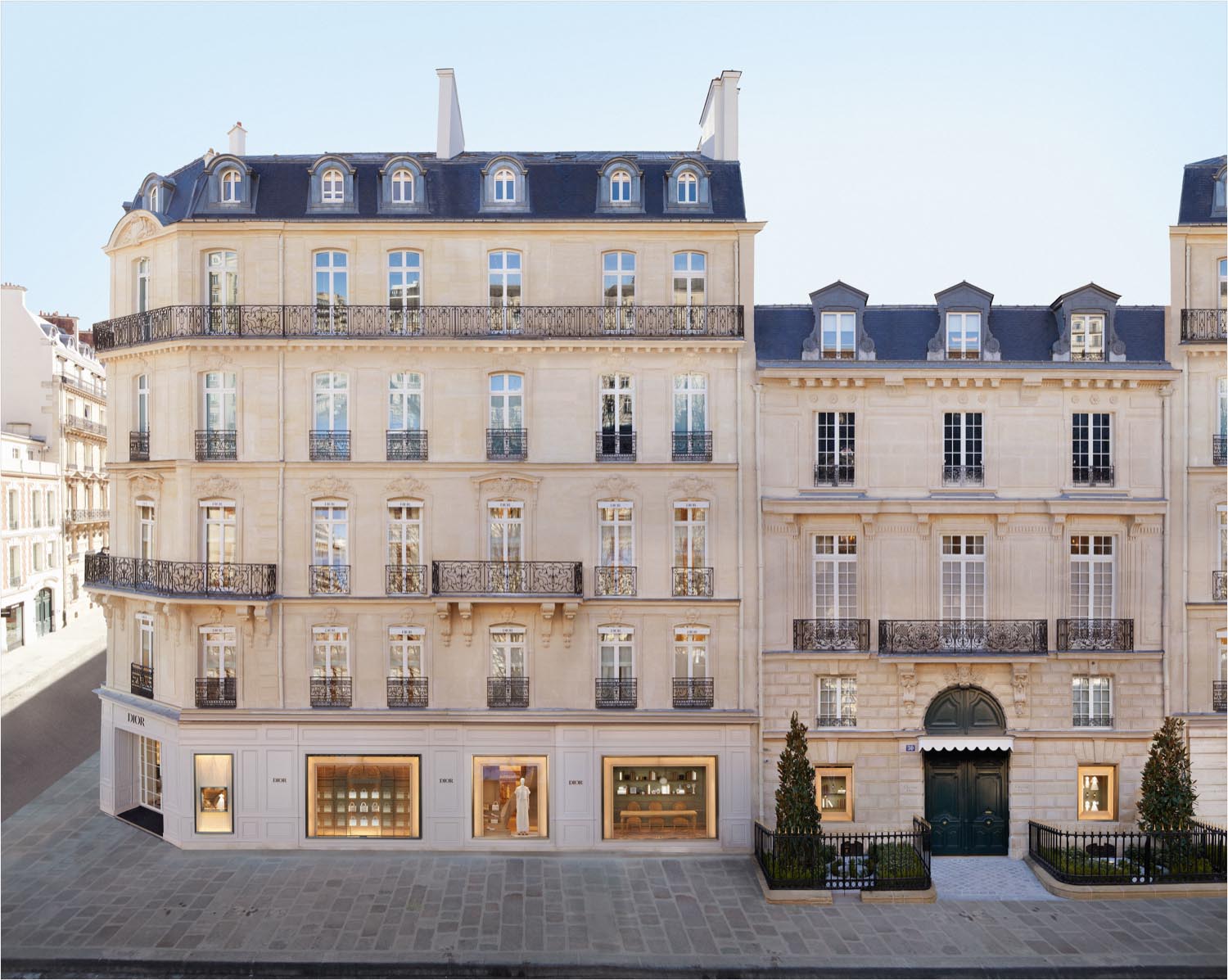 迪奥,服装店设计,巴黎迪奥旗舰店,PARIS DIOR FLAGSHIP STORE,服装店设计案例,DIOR STORE DESIGN ,国外服装店设计案例,东京银座迪奥店,TOKYO DIOR STORE