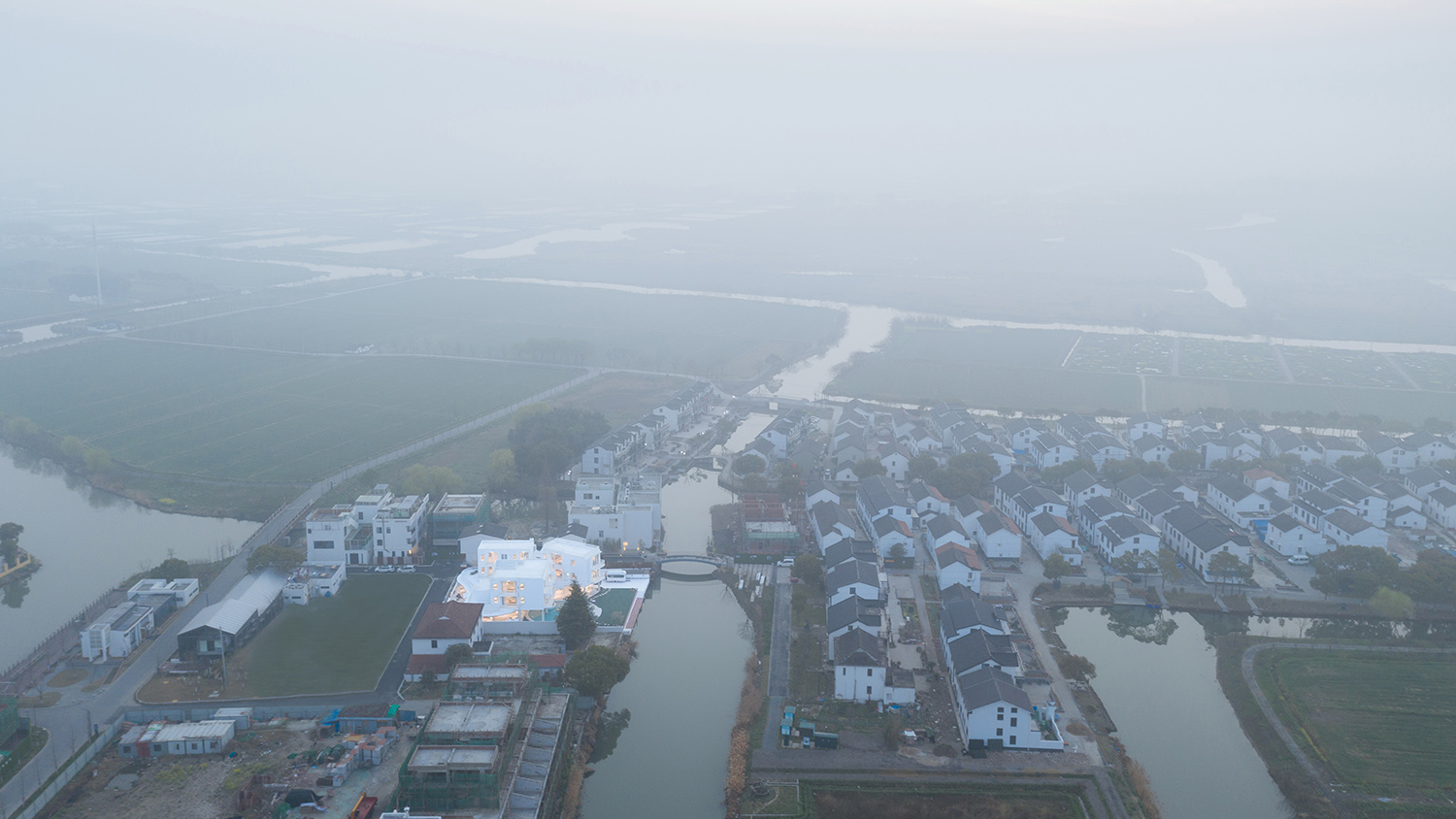 民宿设计,民宿改造设计,餐厅设计,咖啡厅设计,苏州民宿,民宿设计案例,苏州民宿设计,漂浮的房子,苏州漂浮的房子,苏州乡村民宿,巢羽建筑设计,巢羽建筑