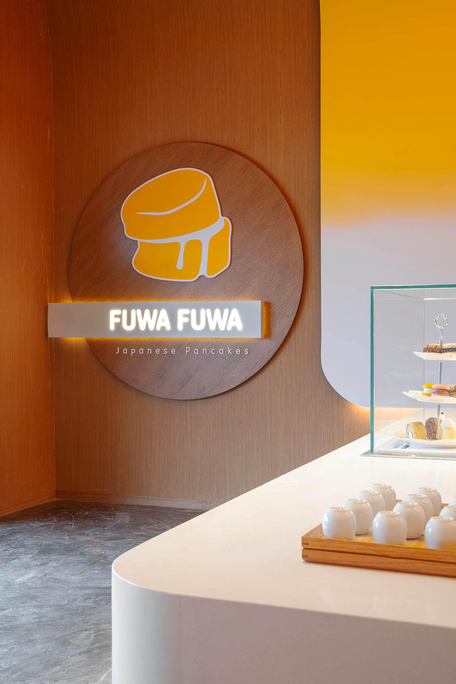 咖啡店设计,Studio Yimu,咖啡店设计案例,加拿大,Fuwa Fuwa,小咖啡店设计,咖啡厅,国外咖啡厅设计案例