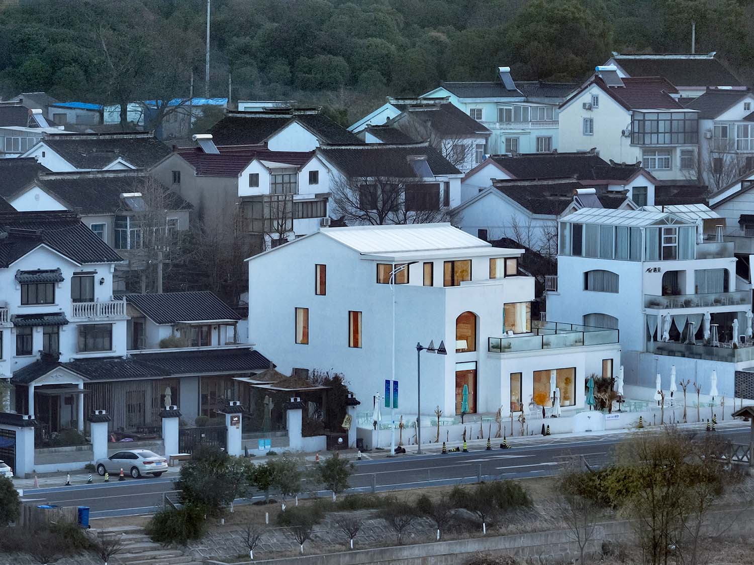 餐厅设计,餐吧设计,餐吧设计案例,餐吧设计方案,度假餐厅设计,休闲餐吧设计,苏州,环湖公路边的度假餐吧,杨楠,平介设计