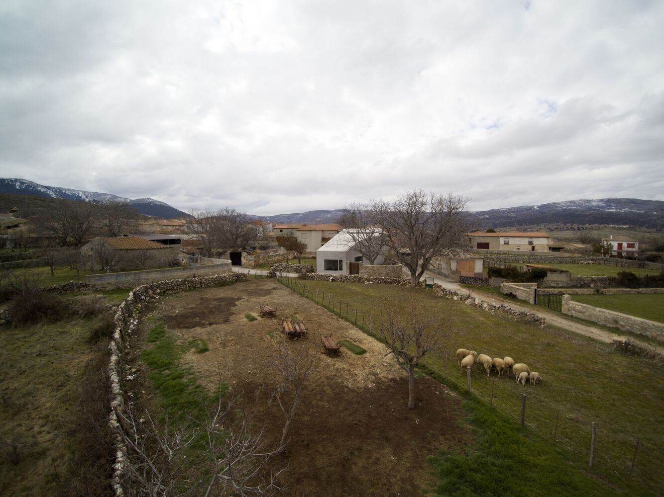 Raúl Almenara,西班牙,住宅设计,国外住宅设计案例,极简风格,庭院住宅,独栋住宅,140㎡,乡村住宅设计