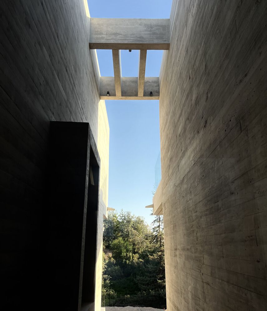 别墅设计,智利,Gonzalo Mardones V Arquitectos,木模混凝土,别墅设计案例,别墅装修,现代风格别墅设计,野兽派风格别墅,680㎡