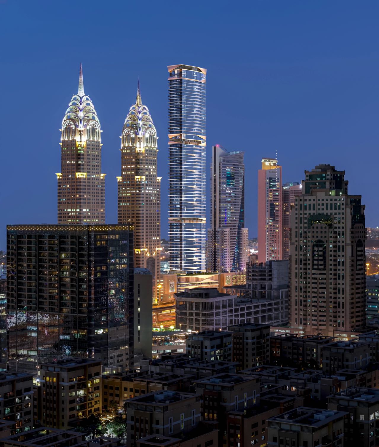 国外住宅设计,超高层住宅,迪拜,迪拜超高住宅Iconic Tower,国外住宅设计案例,建筑设计,Pininfarina Architecture宾法建筑