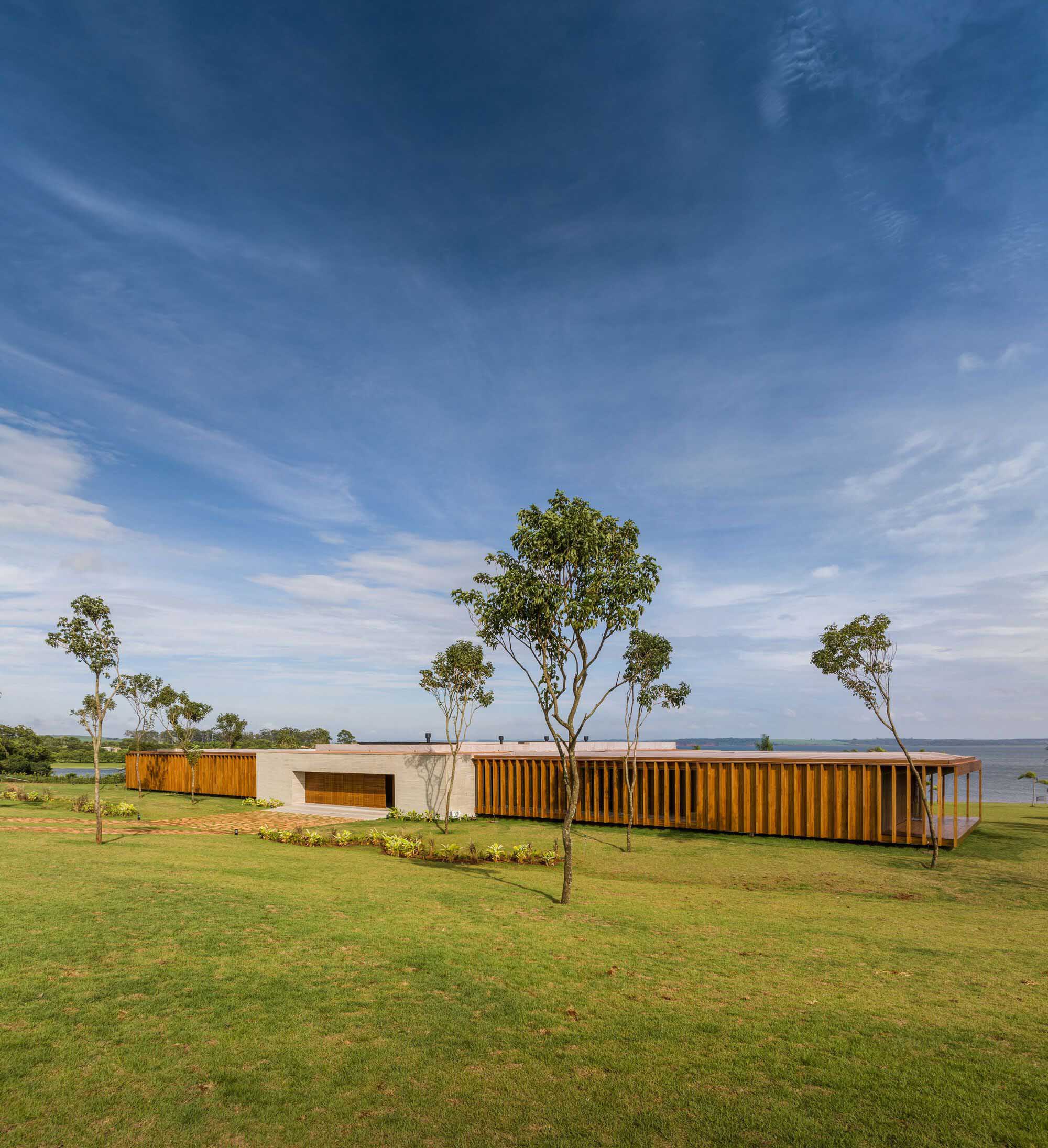 mf+arquitetos,住宅设计,别墅设计案例,巴西,海景别墅,平层别墅,全开放式别墅,1280㎡,别墅泳池