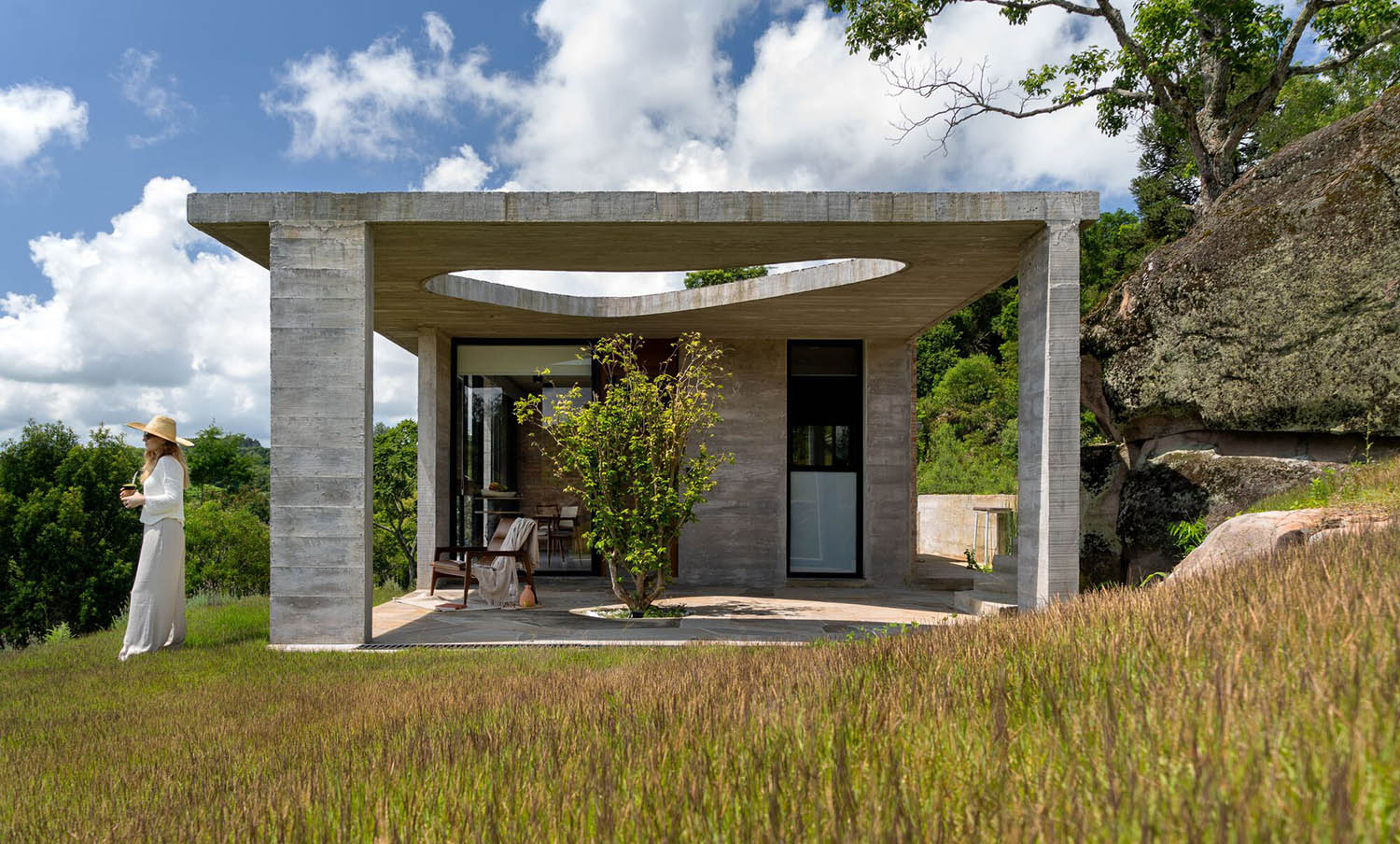 Corteo Arquitetos,住宅设计,度假小屋设计案例,巴西,极简主义,山景住宅,山景度假屋